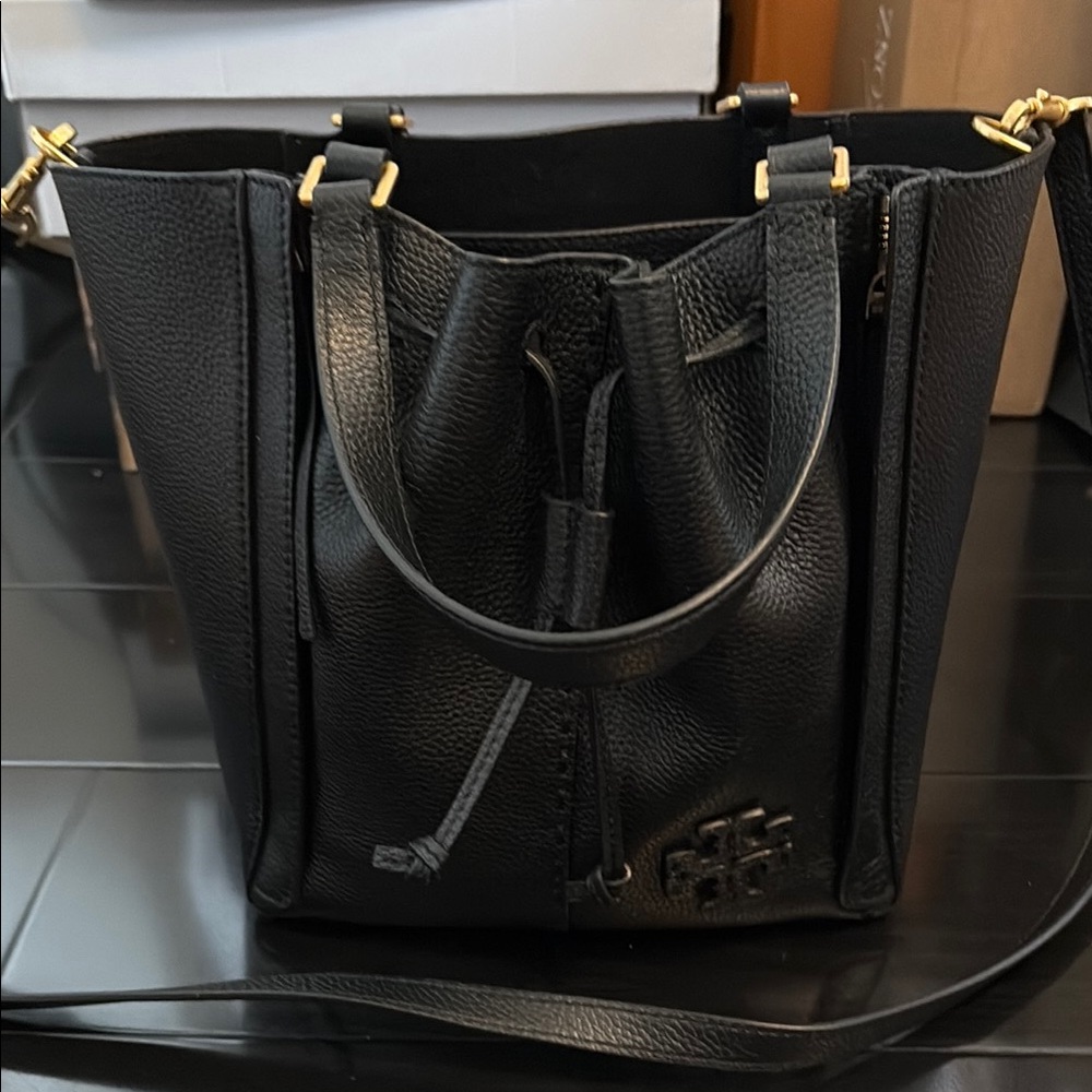 **SOLD**
Tory Burch Macgraw Dragonfly Black Leather Tote Bag